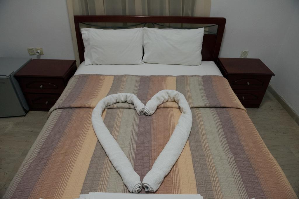 Hotel Glaros Амудия Стая снимка